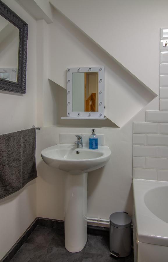 Stunning Church Conversion Close To The Tower Blackpool Exterior foto